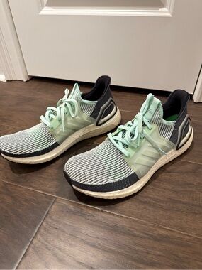 Adidas Men’s Ultraboost 19